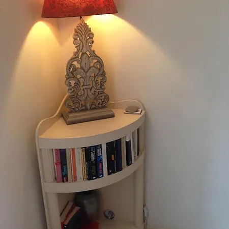 Quiet Escape Near Magic Fountain By Maison Pinata Apartman Barcelona